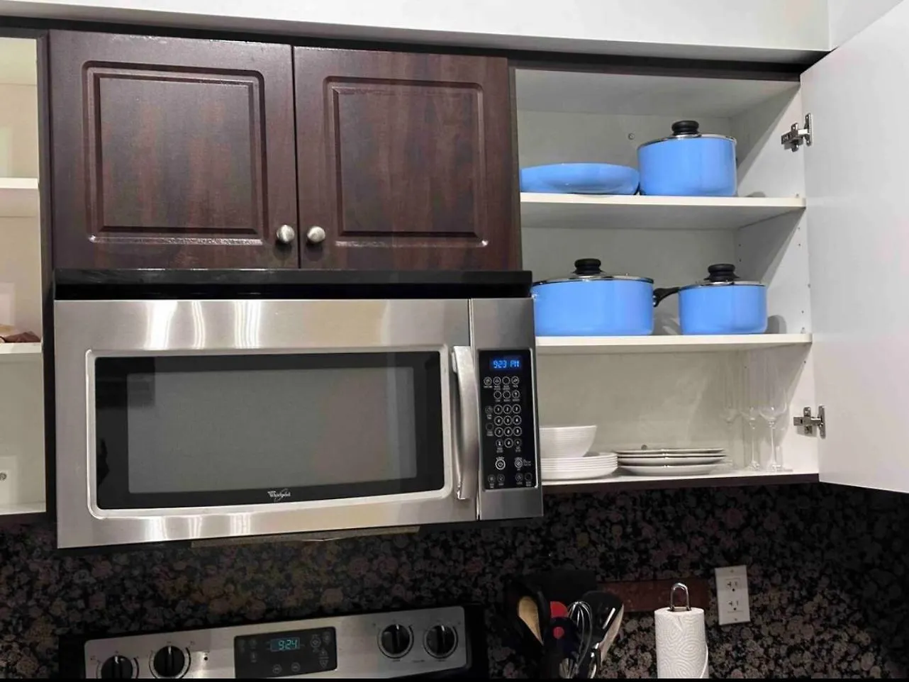 Apartment Downtown Condo Toronto